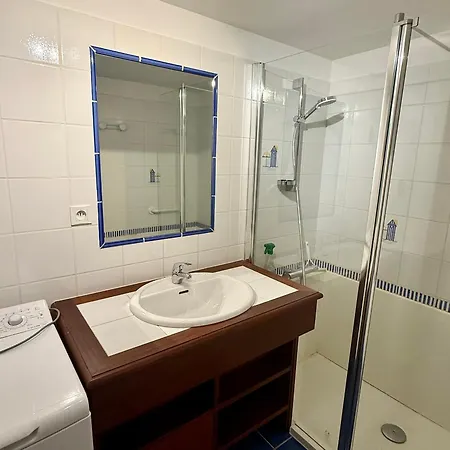 Maison Mitoyenne Avec Piscine A 500m De La - Fr-1-652-62 アパート *