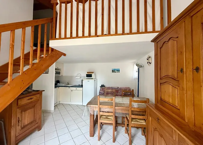 Maison Mitoyenne Avec Piscine A 500m De La - Fr-1-652-62 דירה סנט-אילר-דה-רייה