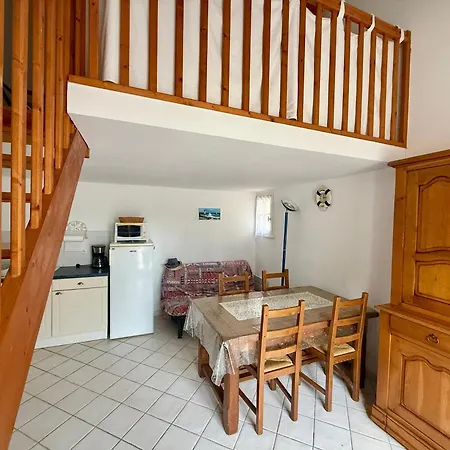 Maison Mitoyenne Avec Piscine à 500m De La - Fr-1-652-62